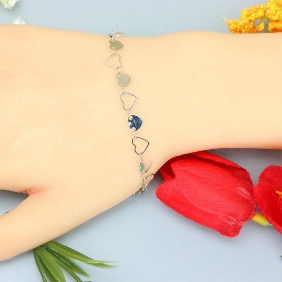 "Elegant & Trendy Bracelet, A Perfect Gift for Women, Thoughtful, EVCH1689 - Picture 5 of 10
